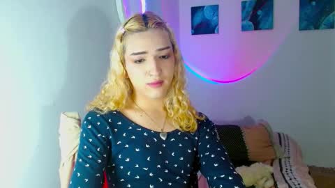 Snapshot of meghan_devil_ chatting on 03/09/26, 03:10 meghan_devil_ online show from 03/09/26, 03:10