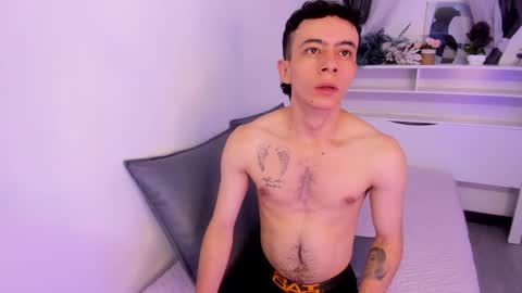 Snapshot of meghan_loghan chatting on 02/12/25, 11:29 Megan and logan online show from 02/12/25, 11:29