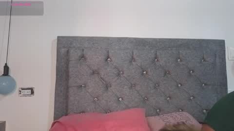 Meghan  online show from 12/22/25, 07:55