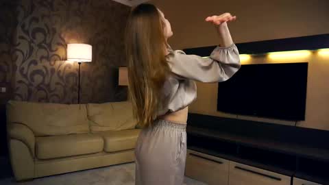 Snapshot of meghanantell chatting on 02/25/25, 12:45 Alberta   First stream 02252025 1230 UTC online show from 02/25/25, 12:45