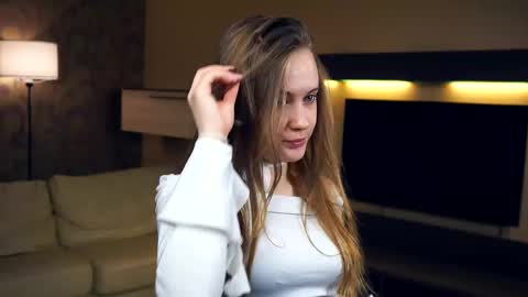 Snapshot of meghanantell chatting on 02/26/25, 08:04 Alberta   First stream 02252025 1230 UTC online show from 02/26/25, 08:04