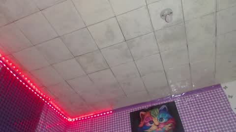 MEGHAN   online show from 12/20/24, 01:03