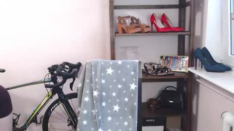 Snapshot of megi_erotic chatting on 07/11/26, 07:05 Megi online show from 07/11/26, 07:05
