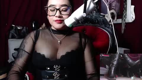 Snapshot of megoddessara chatting on 01/04/25, 03:29 Goddess Sara online show from 01/04/25, 03:29