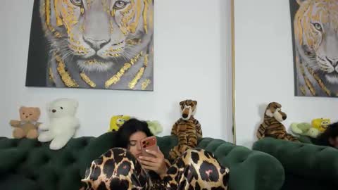 Snapshot of megpalmer chatting on 11/26/25, 11:55 megpalmer online show from 11/26/25, 11:55