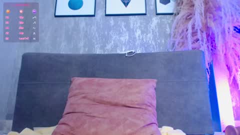 meily_soon online show from 02/01/25, 07:13