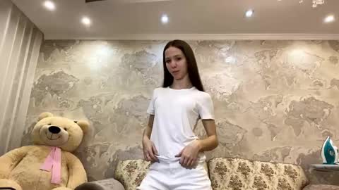 Mei online show from 04/22/26, 04:52