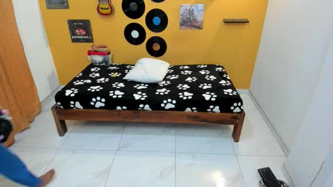 MEIS online show from 03/17/26, 02:16