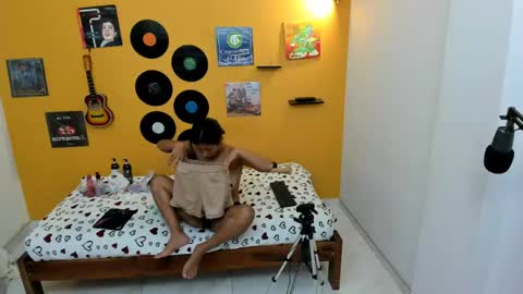 MEIS online show from 06/08/26, 02:34