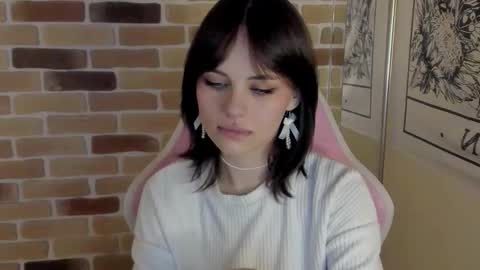 Snapshot of mekepo chatting on 11/02/25, 03:25 Katie  Payne online show from 11/02/25, 03:25