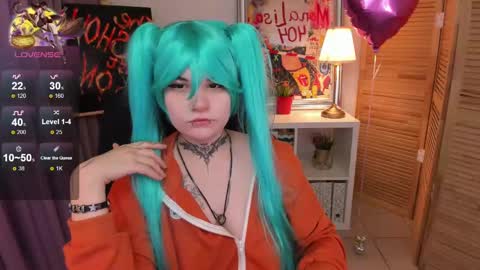 Snapshot of mekurisu chatting on 02/23/25, 01:35 mekurisu online show from 02/23/25, 01:35