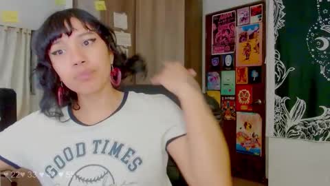 Melissa  -  -  Please help me to reach 100 thumbs up online show from 10/20/25, 02:23