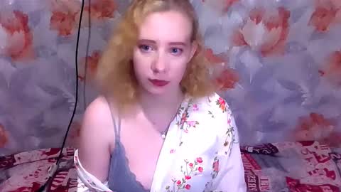 Mel Mellie online show from 12/22/25, 01:02