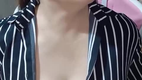 mela7386 online show from 01/13/26, 07:35