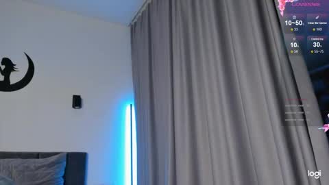 Snapshot of mela911carrera chatting on 03/11/25, 12:44 Start every day 2000 - 700 online show from 03/11/25, 12:44