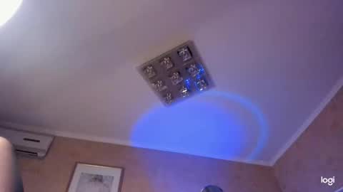  Start every day 2000 - 700 online show from 11/14/25, 02:27