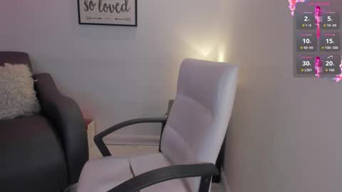 melan_owen online show from 11/10/25, 11:09