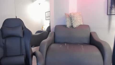 melan_owen online show from 02/25/26, 11:09