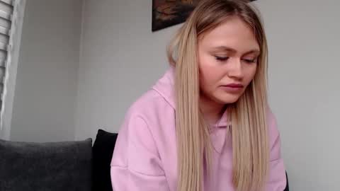 Melania online show from 03/08/25, 11:48