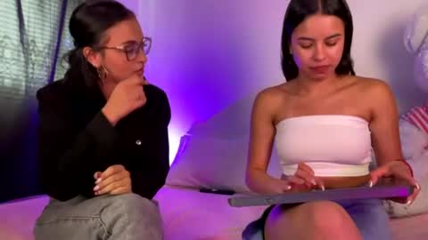 Snapshot of melani_bear chatting on 07/13/26, 07:49 MELANI online show from 07/13/26, 07:49