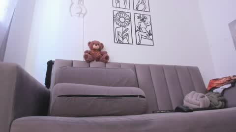 melani greyy online show from 07/04/26, 10:27