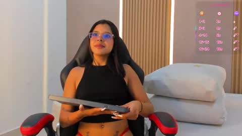 Melanie Bonelli online show from 10/09/25, 07:45