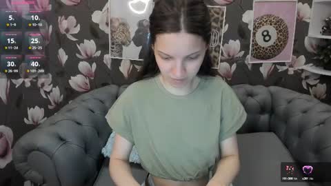 Snapshot of melanie_grant chatting on 06/21/26, 08:17 Melanie online show from 06/21/26, 08:17