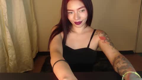 Snapshot of melanie_roux_ chatting on 01/03/25, 06:35 Melanie roux online show from 01/03/25, 06:35