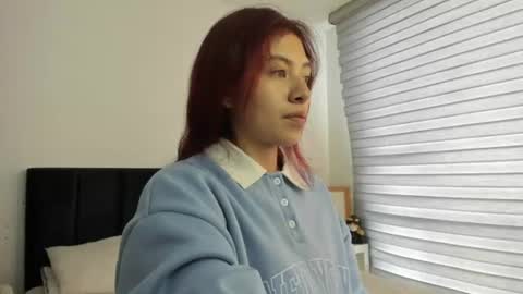 Snapshot of melanie_roux_ chatting on 06/09/26, 12:39 Melanie roux online show from 06/09/26, 12:39