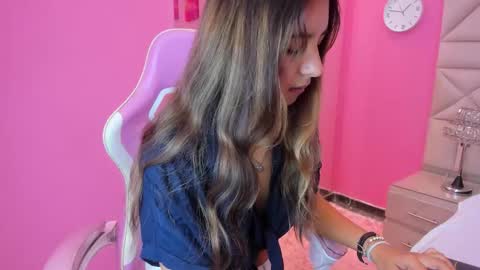 Snapshot of melanie_watson0 chatting on 03/16/26, 12:42 Melanie online show from 03/16/26, 12:42
