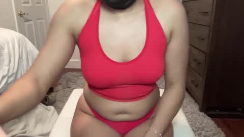 Snapshot of melaniebellxo chatting on 03/08/25, 09:29 princess mel online show from 03/08/25, 09:29