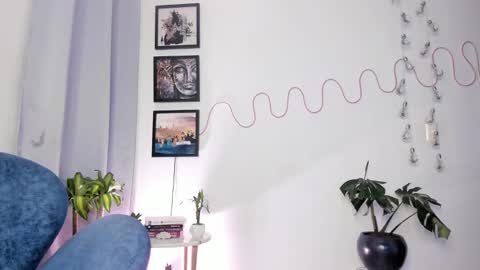 Snapshot of melaniegagner_ chatting on 12/13/24, 02:21 Melany online show from 12/13/24, 02:21