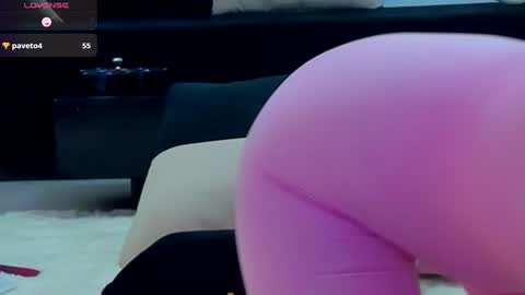 Snapshot of melanielexxx chatting on 01/01/25, 01:26 OF melanielexxx online show from 01/01/25, 01:26