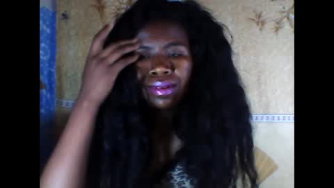 melanih online show from 02/12/25, 05:15