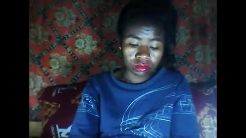 melanih online show from 10/12/25, 01:04