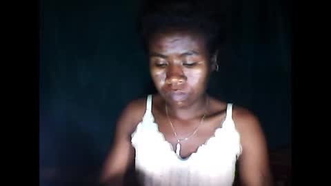 melanih online show from 04/19/26, 08:02