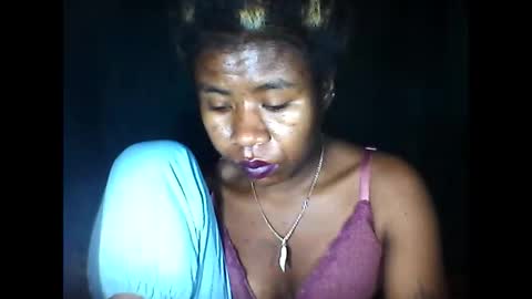 Snapshot of melanih chatting on 05/16/26, 05:15 melanih online show from 05/16/26, 05:15
