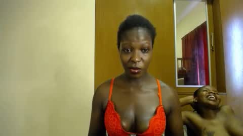 Snapshot of melanin_bae chatting on 10/25/25, 07:05 Baby online show from 10/25/25, 07:05