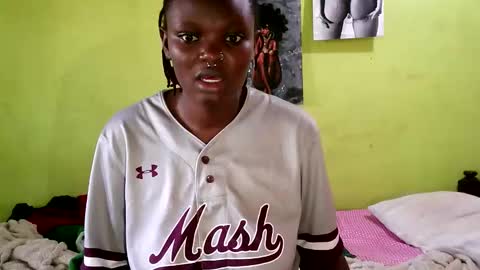 Snapshot of melanin_pie chatting on 05/13/26, 06:33 melanin pie online show from 05/13/26, 06:33