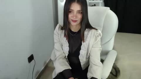 Snapshot of melanniegarzon chatting on 01/30/25, 08:42 Melannie online show from 01/30/25, 08:42