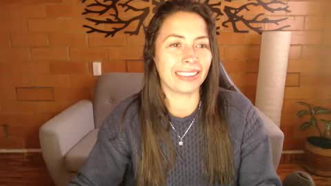 Melanny online show from 11/06/25, 11:22