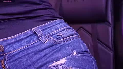 MelanyLuv online show from 04/21/26, 09:17