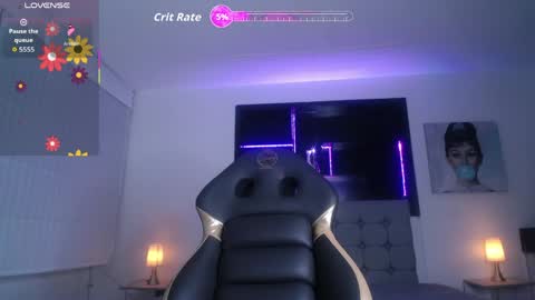 melanny_petite online show from 04/23/26, 12:26