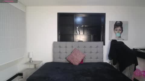 melanny_petite online show from 05/20/26, 12:22