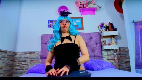 Melanny taylor online show from 11/18/25, 09:30