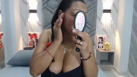 Snapshot of melany_contrera777 chatting on 05/10/26, 04:17 melany_contrera777 online show from 05/10/26, 04:17
