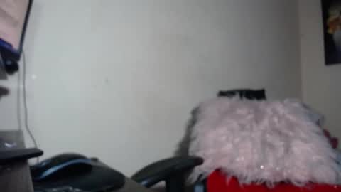 melany online show from 12/23/25, 08:34