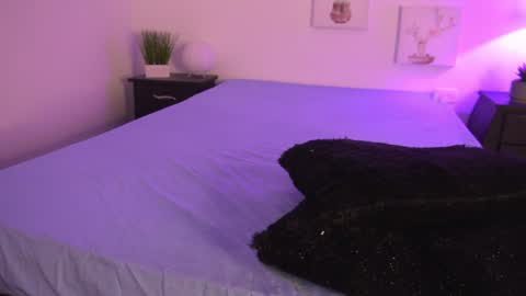 melany online show from 12/18/24, 02:38