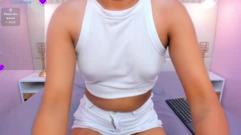 Snapshot of melanywayne_ chatting on 05/22/26, 06:13 Melany online show from 05/22/26, 06:13