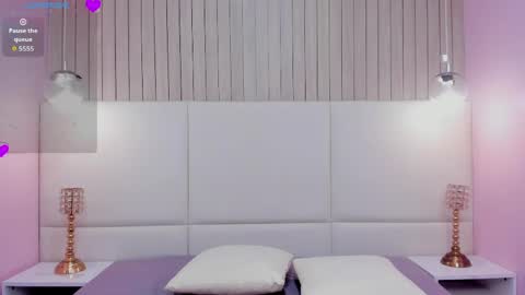 Snapshot of melanywayne_ chatting on 06/05/26, 12:00 Melany online show from 06/05/26, 12:00